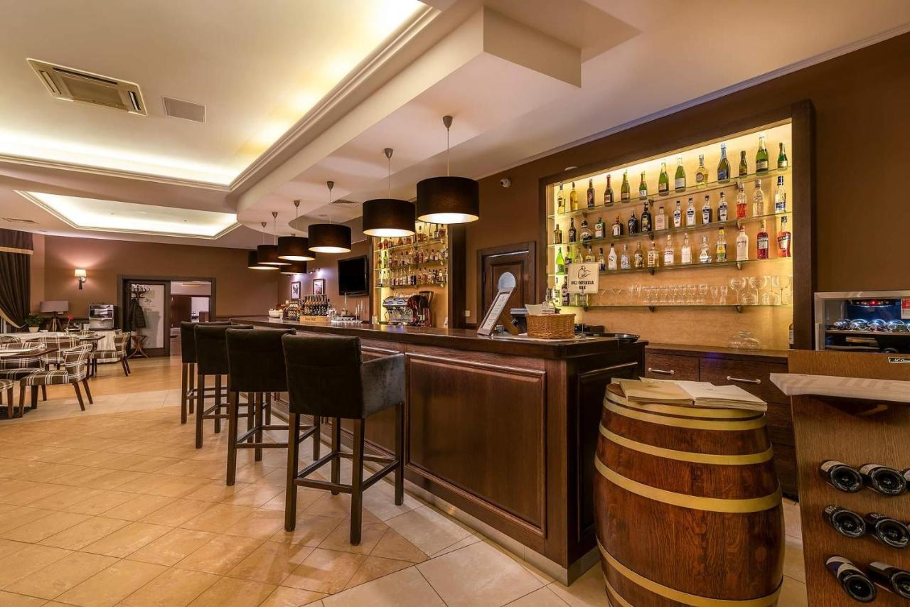 The Amber Business & Spa Hotel Olesnica  Bagian luar foto