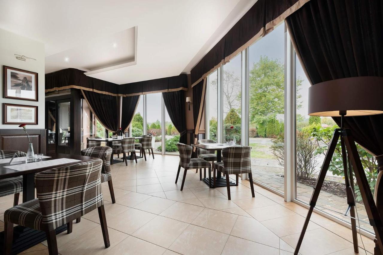 The Amber Business & Spa Hotel Olesnica  Bagian luar foto