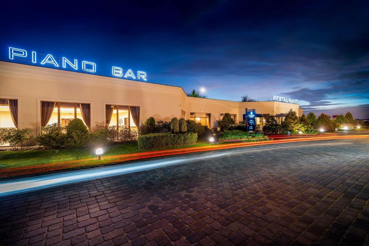 The Amber Business & Spa Hotel Olesnica  Bagian luar foto