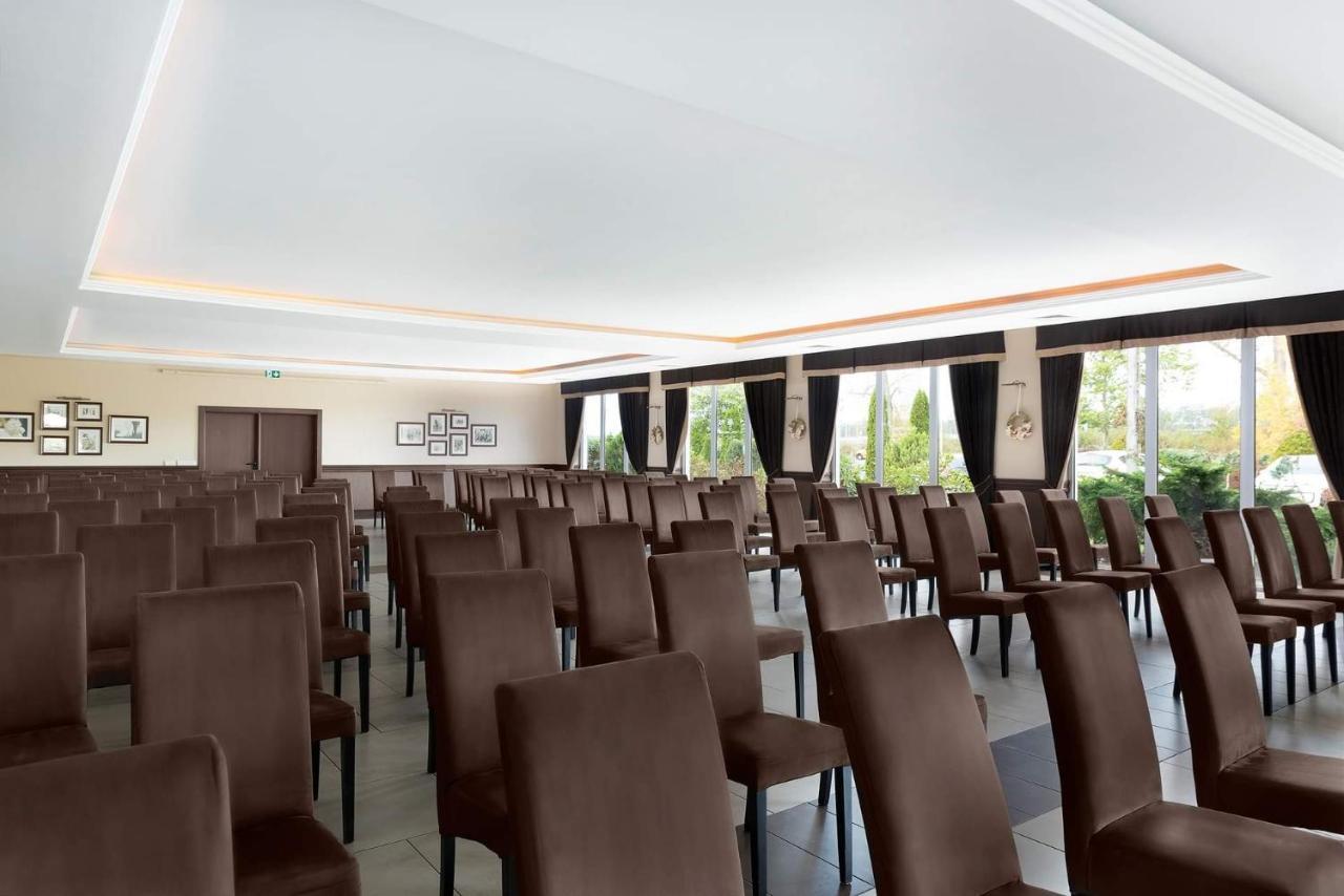 The Amber Business & Spa Hotel Olesnica  Bagian luar foto