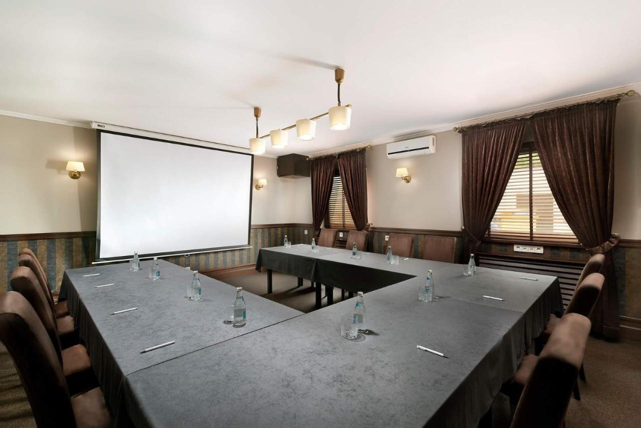 The Amber Business & Spa Hotel Olesnica  Bagian luar foto